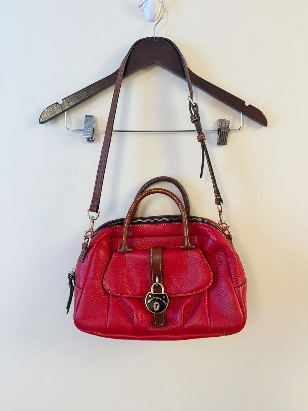 Dooney & Bourke Red Samba Leather Satchel Bag Zip Logo Lock $338 J8124036